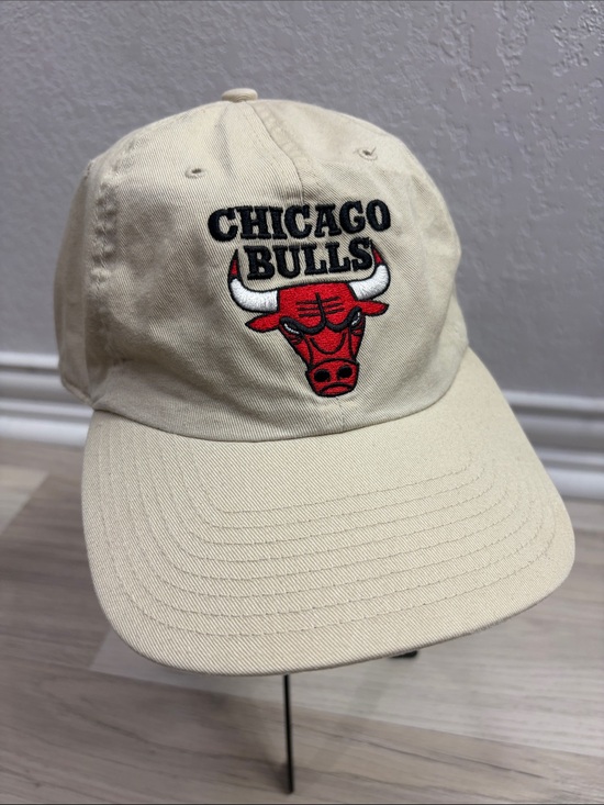 NBA Other - NBA Vintage khaki Chicago Bulls Adjustable Hat